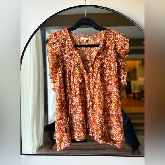 SUNDRY | Floral Flutter Sleeve top | size 2 (m/L) - Picture 3 of 7
